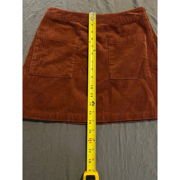 Forever 21 Burnt Orange Corduroy Mini Skirt Women’s Small Pockets Fall Casual - Picture 5 of 5